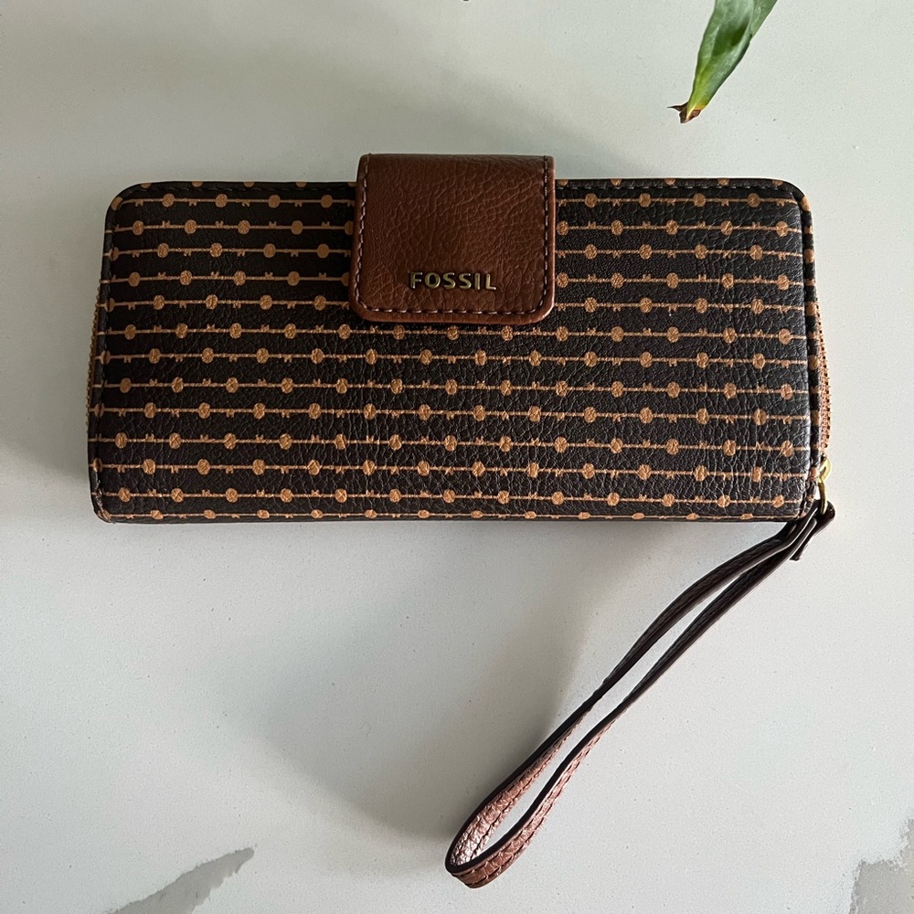 Fossil Wallet 🐻 - Picture 2 of 7